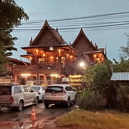 บ้านเรือนไทยมะลิเมืองเก่า Сукхотхай Екстер'єр фото