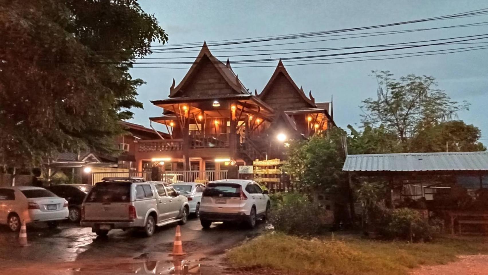 บ้านเรือนไทยมะลิเมืองเก่า Сукхотхай Екстер'єр фото